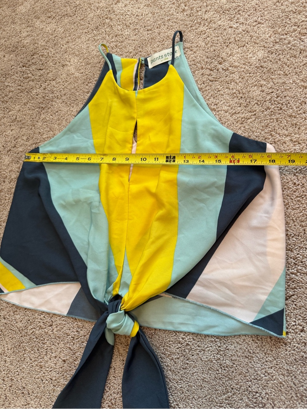 Pants Store Abstract Tie-Front Tank Top - Picture 5 of 9